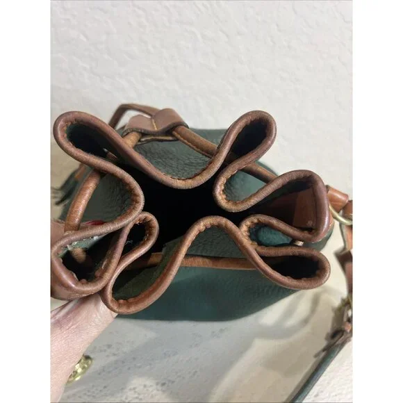 Vintage Dooney & Bourke Green All Weather Pebbled Leather Drawstring Bucket Bag - Picture 6 of 16